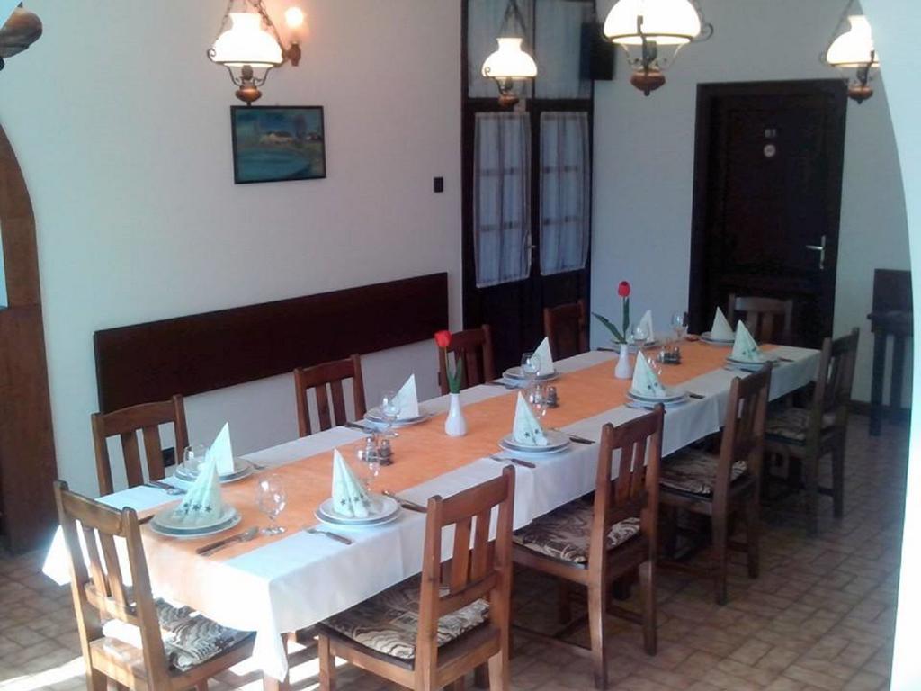 Gasthof Laci Betyar Hajdúszoboszló Zewnętrze zdjęcie